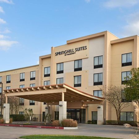 Springhill Suites By Marriott Baton Rouge North / Airport Eksteriør billede